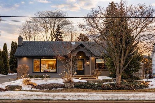 953 Lasalle Park Rd, Burlington, ON, L7T1M8 | Card Image