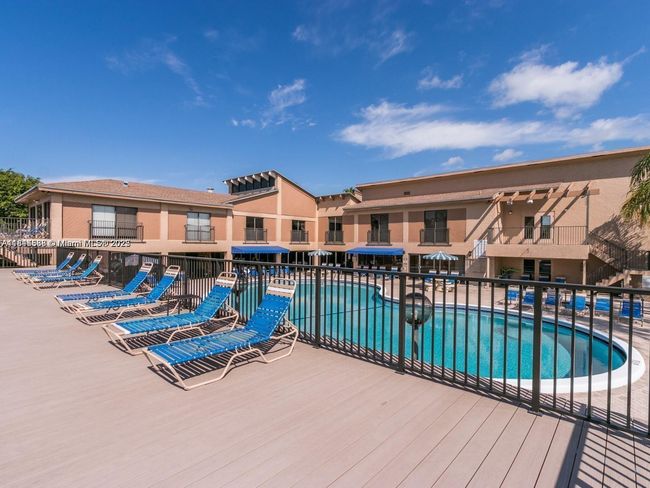 APT-204 - 7301 Nw 1 St St, Condo with 1 bedrooms, 2 bathrooms and null parking in Margate FL | Image 6