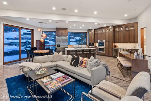 365 Terrace Dr, Snowmass Village, CO, 81615-6105 | Card Image