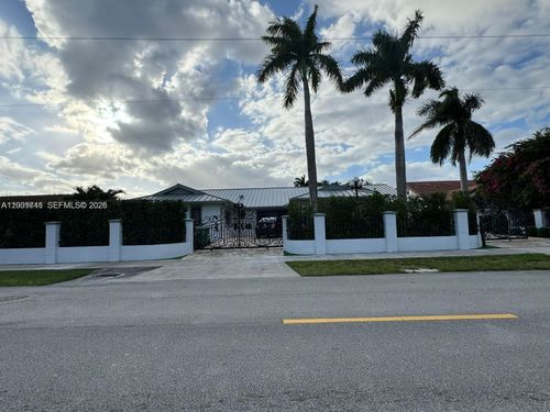 3690 Sw 139th Ave, Miami, FL, 33175-6712 | Card Image