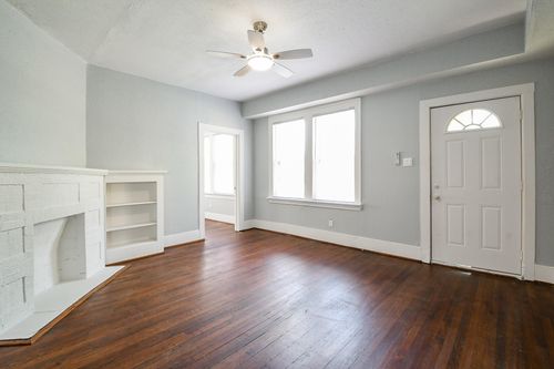 3015 Isabella St, Houston, TX, 77004-4527 | Card Image