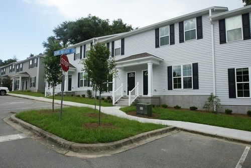1943 Ann Arbor Ave, TALLAHASSEE, FL, 32304-6705 | Card Image