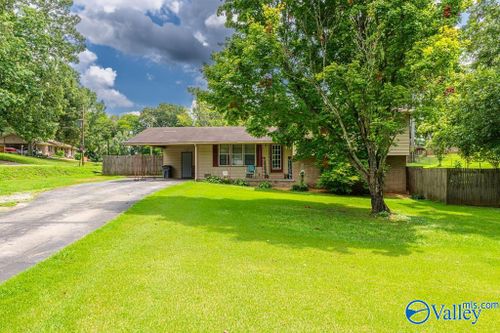 210 Suncrest Drive, Florence, AL, 35633 | Card Image