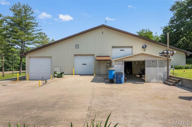 View of detached garage | Image 23