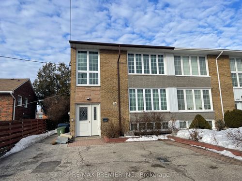 3-2360 Keele St, North York, ON, M6M4A5 | Card Image