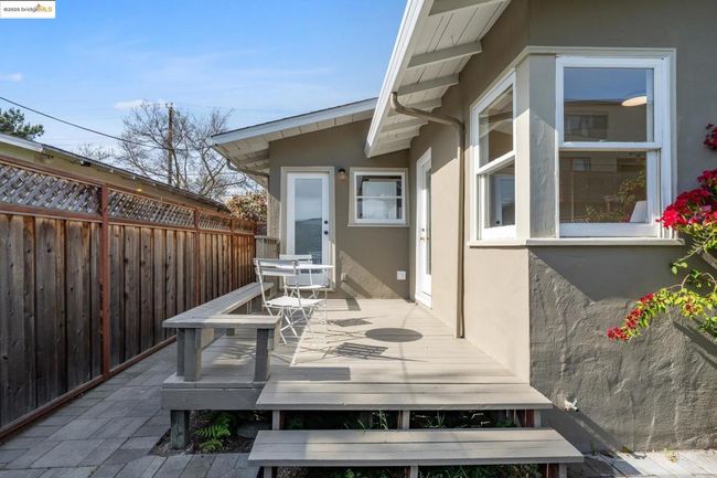 1040 Camelia St, House other with 2 bedrooms, 1 bathrooms and null parking in Berkeley CA | Image 35
