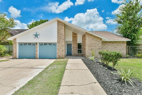 1921 Cripple Creek Ln, Pearland, TX, 77581-5609 | Card Image