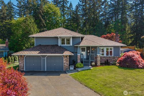 22329 Se 244th Pl, Maple Valley, WA, 98038-6070 | Card Image