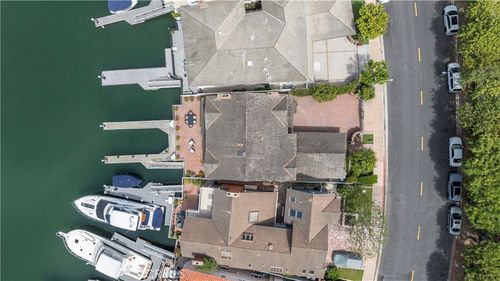 612 Harbor Island Dr, Newport Beach, CA, 92660-7226 | Card Image