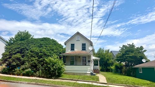 733 Miller St, Luzerne, PA, 18709-1103 | Card Image