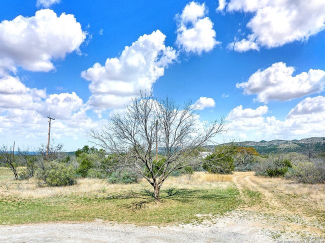321 Robin Rd, Home with 0 bedrooms, 0 bathrooms and null parking in Camp Wood TX | Image 12