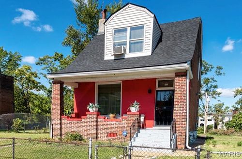 4721 Northland Ave, Saint Louis, MO, 63113-1826 | Card Image