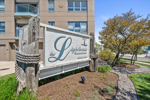 415 N Lake St, Port Washington, WI, 53074-1651 | Card Image