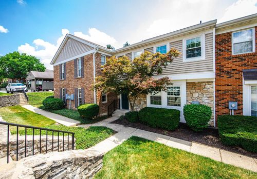 10854 Ponds Ln, Cincinnati, OH, 45242-3206 | Card Image