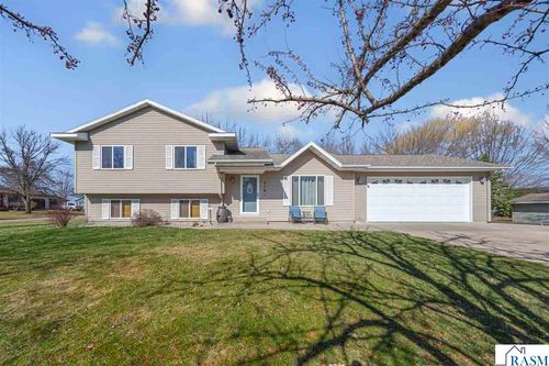 710 1st Street, Cleveland, MN, 56017 | Card Image