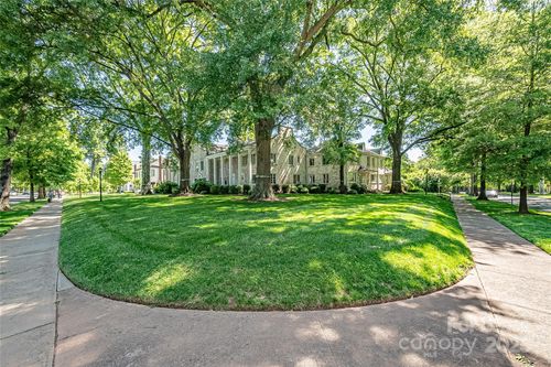 2103 Queens Rd W, Charlotte, NC, 28207-2709 | Card Image