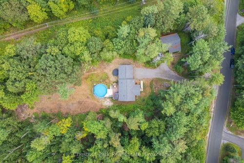 2698 Old Muskoka Rd, Utterson, ON, P0B1M0 | Card Image