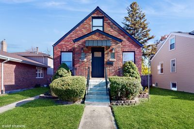 9311 S Richmond Avenue, House other with 3 bedrooms, 2 bathrooms and 2 parking in Evergreen Park IL | Image 2