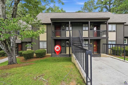 802 Willow Creek Dr, Macon, GA, 31204-1268 | Card Image