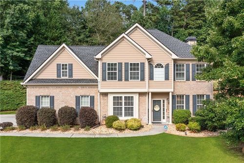 355 Thorn Creek Way, DALLAS, GA, 30157-9632 | Card Image