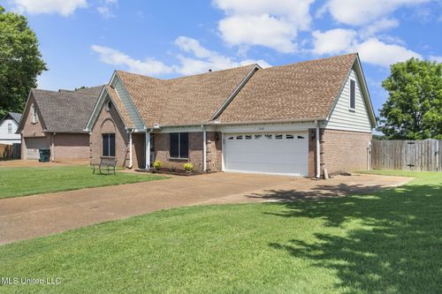 1308 Greencliff Dr, Southaven, MS, 38671-5950 | Card Image