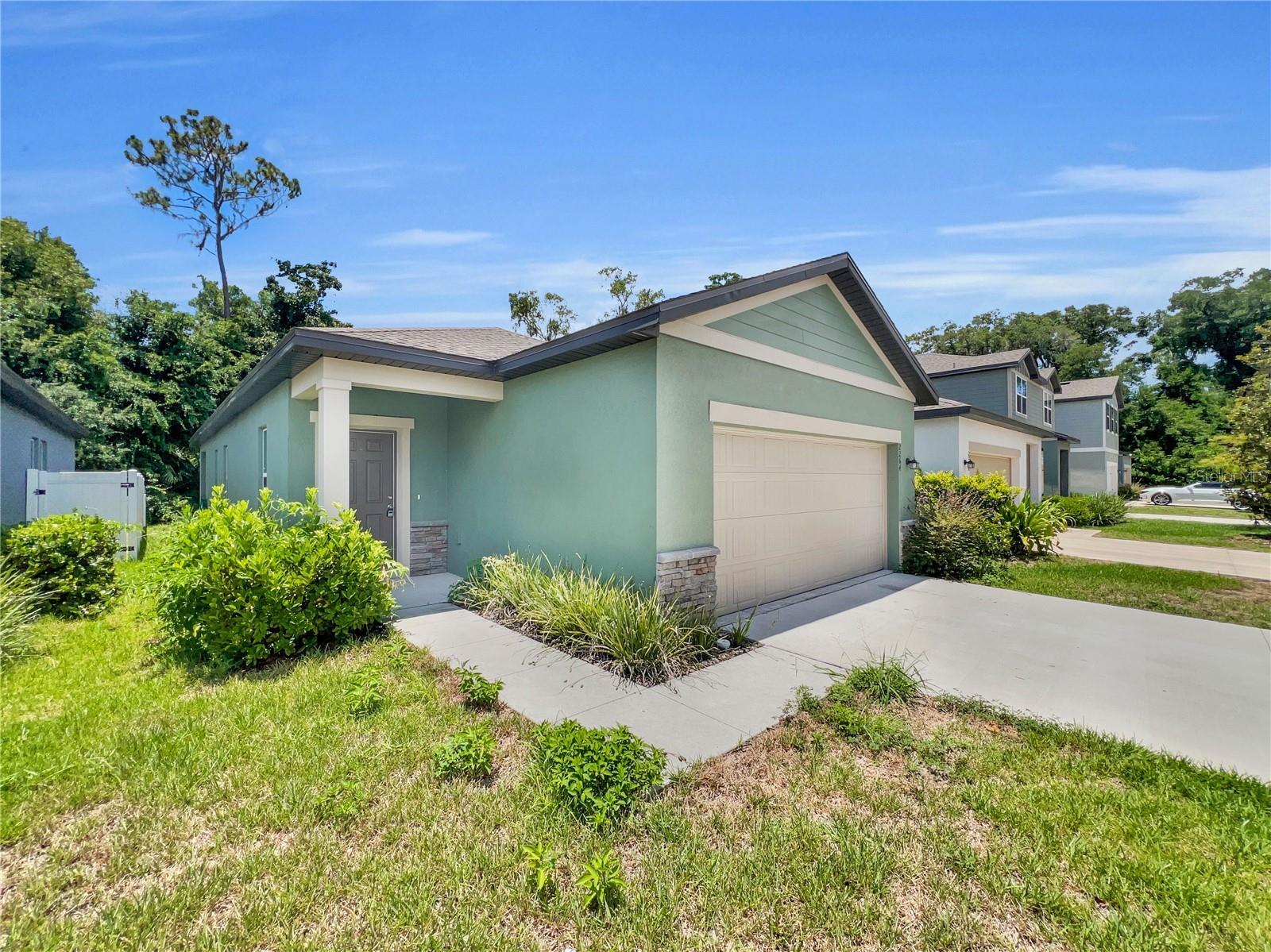 Litchfield Loop, Deland, FL 32720