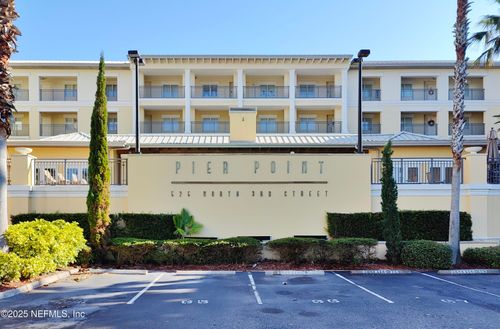 305-525 3rd St N, Jacksonville Beach, FL, 32250-7038 | Card Image