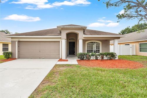 1422 Lake Shore Ranch Dr, Seffner, FL, 33584-5562 | Card Image