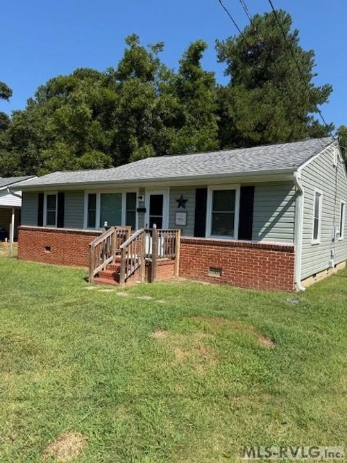 603 Franklin St, South Hill, VA, 23970-2713 | Card Image