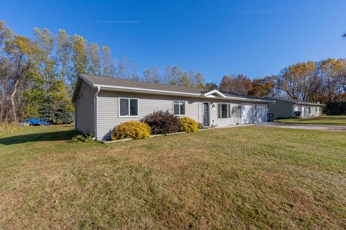 1024 Thomas Dr Ne, Alexandria, MN, 56308-8547 | Card Image