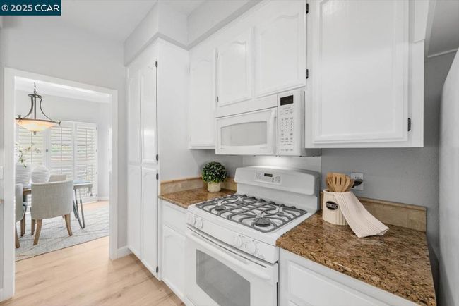 1359 Shell Ln, Townhouse with 3 bedrooms, 3 bathrooms and 2 parking in Clayton CA | Image 18