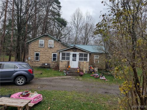 3831 Creek Rd, Chaffee, NY, 14030-9604 | Card Image