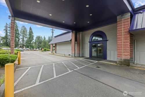 13010 Highway 99, Everett, WA, 98204-6258 | Card Image