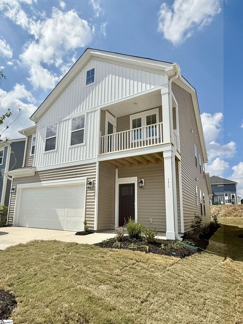 1317 Algeddis Dr, Greer, SC, 29651-7470 | Card Image