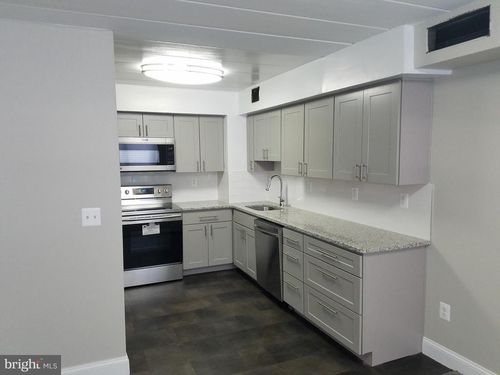 apt-105-2300 Riddle Ave, WILMINGTON, DE, 19806-2161 | Card Image