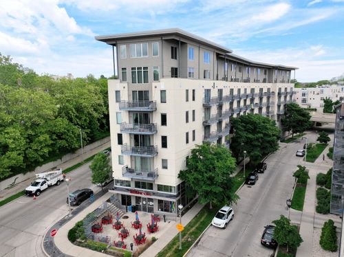 2080 N Commerce St, Milwaukee, WI, 53212-3475 | Card Image