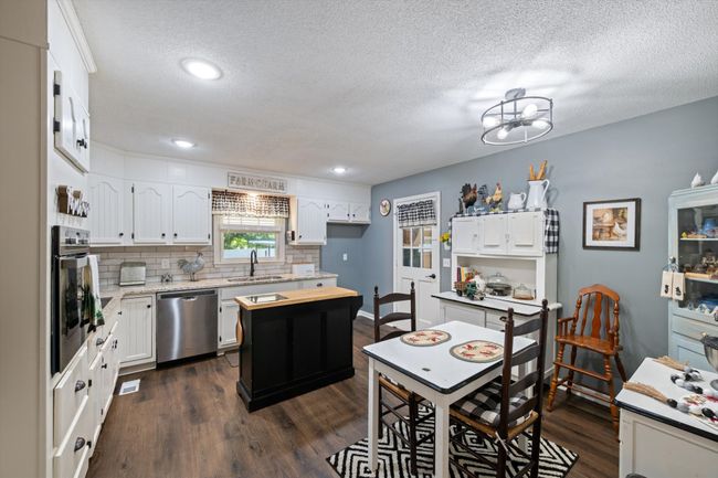 106 Mcfarlin Rd, House other with 3 bedrooms, 3 bathrooms and 8 parking in Murfreesboro TN | Image 11