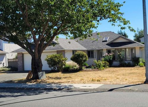 10345 Bowerbank Rd, Sidney, BC, V8L3L6 | Card Image