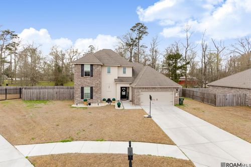 17469 Soaring Flight Dr, Prairieville, LA, 70769-5732 | Card Image