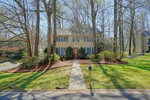 4241 Glenforest Way Ne, Roswell, GA, 30075-5715 | Card Image