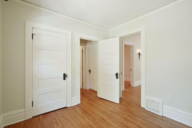 19075 Highland Ave, House other with 2 bedrooms, 1 bathrooms and null parking in Wayzata MN | Image 10