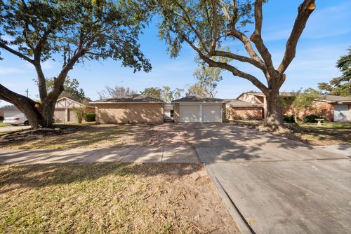 1426 Twining Oaks Ln, Missouri City, TX, 77489-2108 | Card Image