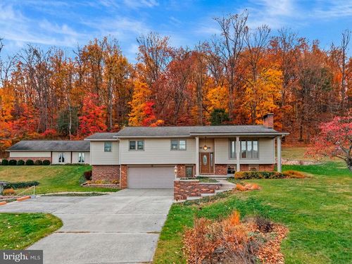 125 Housel Rd, Everett, PA, 15537-3209 | Card Image