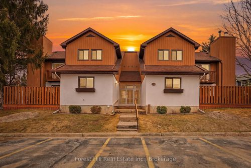 21-56 Victoria St S, Thornbury, ON, N0H2P0 | Card Image