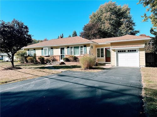 1742 Spencerport Rd, Gates, NY, 14606-3337 | Card Image