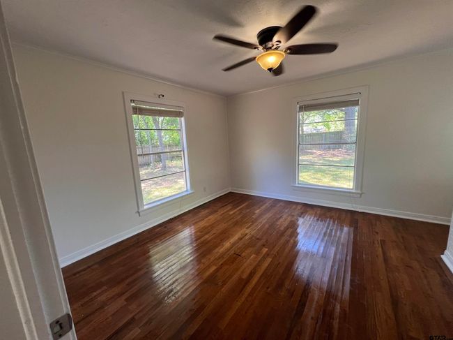 1107 N Hackberry Ave, House other with 3 bedrooms, 2 bathrooms and null parking in Gladewater TX | Image 6