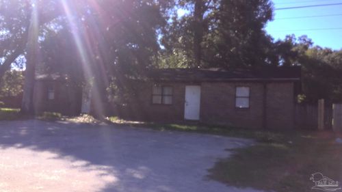 2d-7240 Hilburn Rd, Pensacola, FL, 32504 | Card Image