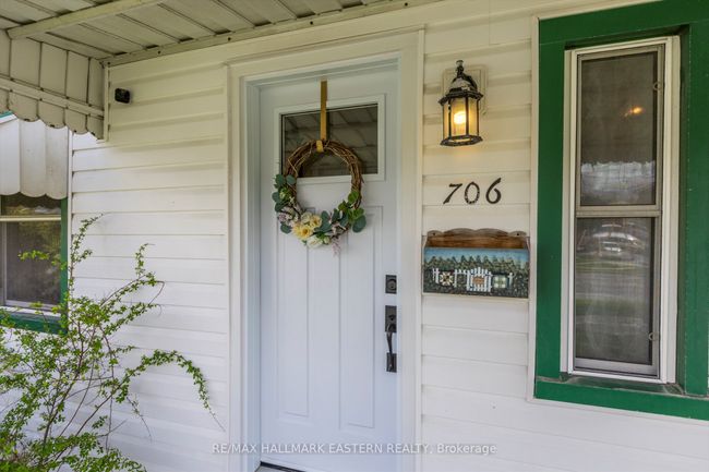 706 Monaghan Rd, House other with 3 bedrooms, 1 bathrooms and 2 parking in Peterborough ON | Image 43