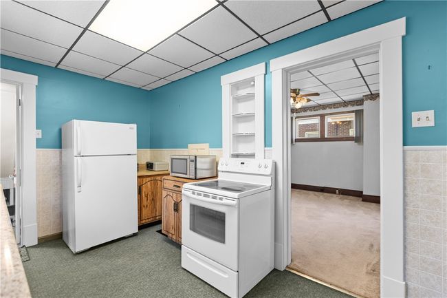 453 2 Nd St, House other with 3 bedrooms, 2 bathrooms and 3 parking in Washington PA | Image 10