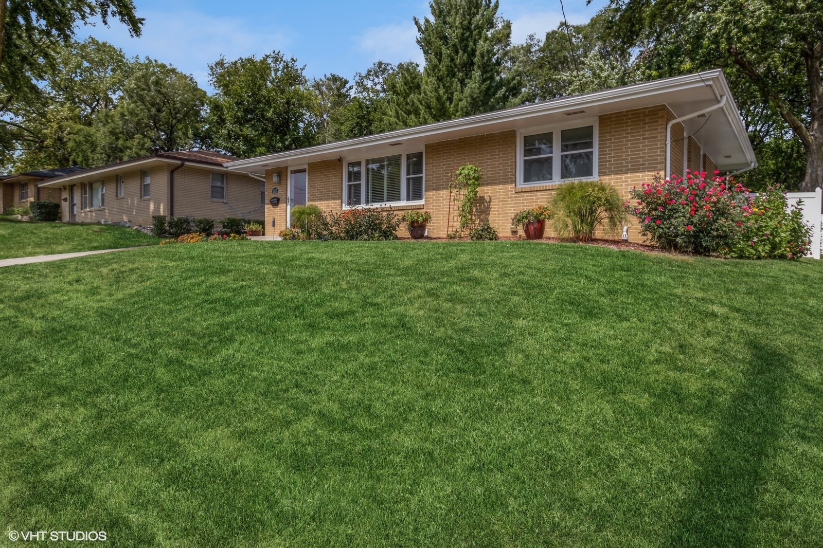 Hillside St, West Des Moines, IA 50265